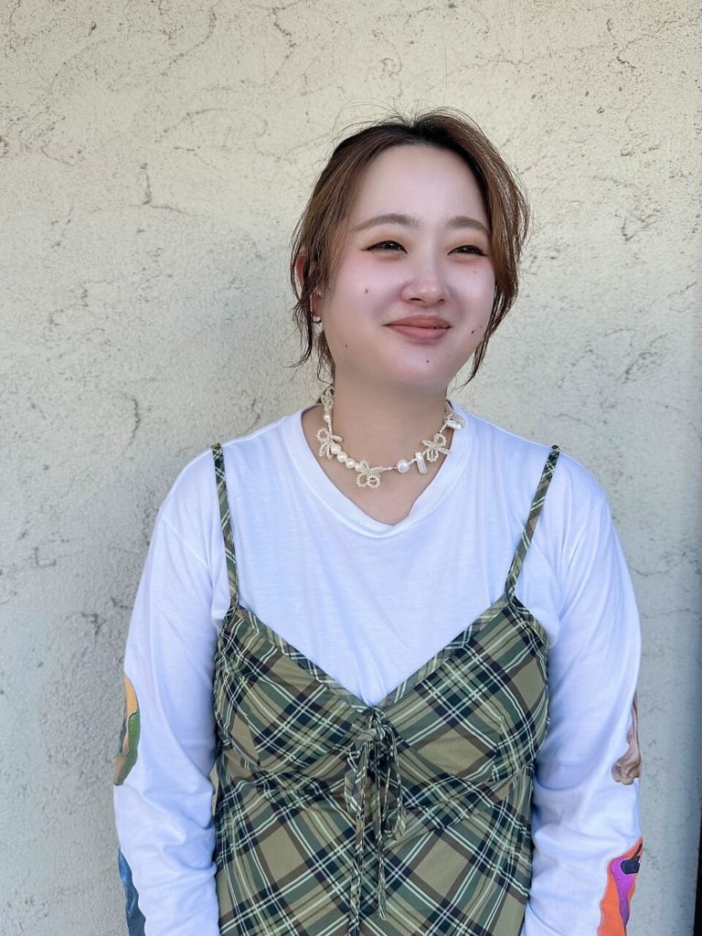 セミロングスタイル